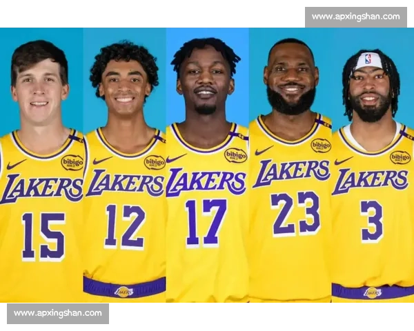 Shams 曝詹皇一月未碰球:养伤暗观湖人战绩,离队传闻引震荡 Shams 曝詹皇一月未碰球:养伤暗观湖人战绩,离队传闻引震荡